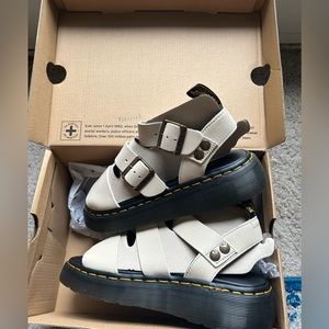 Dr. Martens Gryphon Quad Sandals - Parchment Beige Size 8. Brand new, never worn